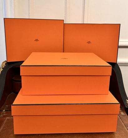 HERMES PARIS

4 boites à chaussures en carton...