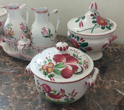 LUNEVILLE, LES ISLETTES and miscellaneous

Earthenware...
