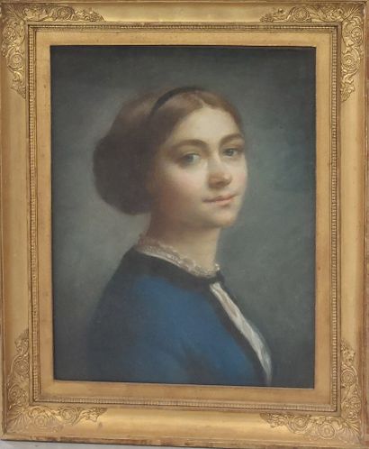 LATE 19th CENTURY SCHOOL

Portrait of a woman

Pastel

48...