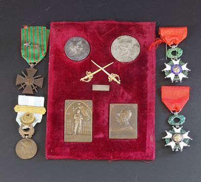 SET OF MILITARY MEDALS

Legion of Honor,...