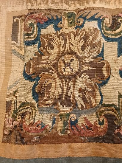 BANDEAU TAPESTRIES decorated with a Greco-Roman...