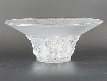David GUERON (1892-1950) 

Large pressed...
