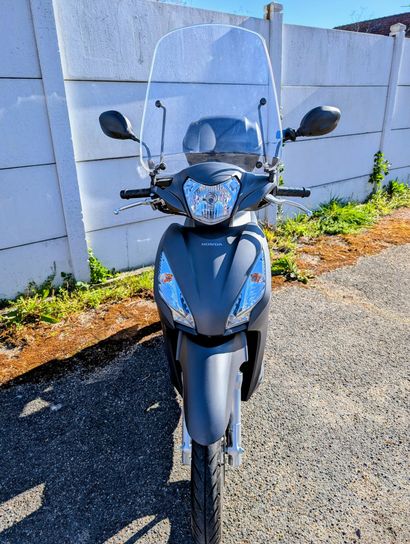 SCOOTER HONDA VISION

110 cm3

4746 km

1ère...