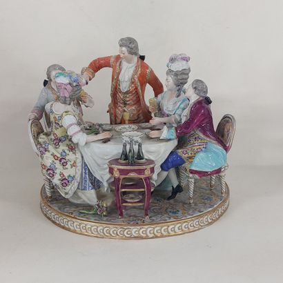 MANUFACTURE HOECHST

German polychrome porcelain...