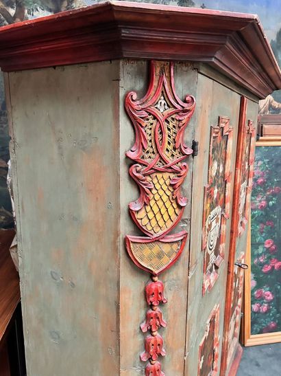 ARMOIRE DE MARIAGE en résineux repeint vert...