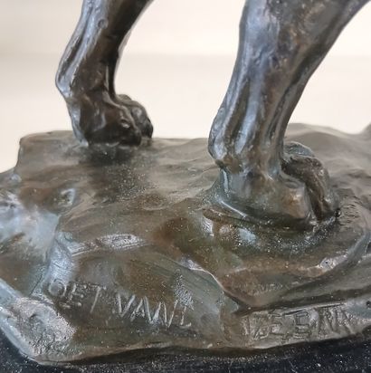 Loet VANDERVEEN ? 

Leopard

Bronze, marble...