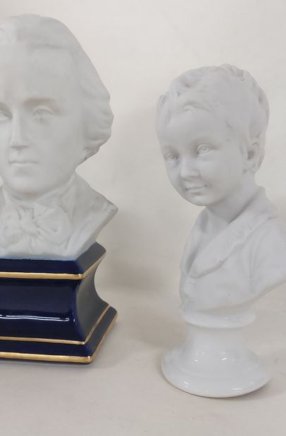 THARAUD LIMOGES

Chopin

Buste en biscuit,...