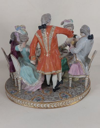 MANUFACTURE HOECHST

German polychrome porcelain...