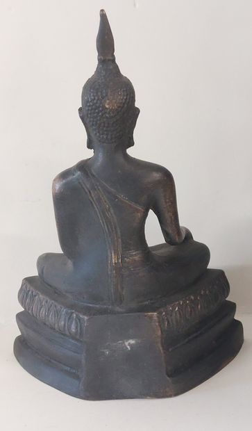 BURMA

Bronze Buddha

H : 21 cm