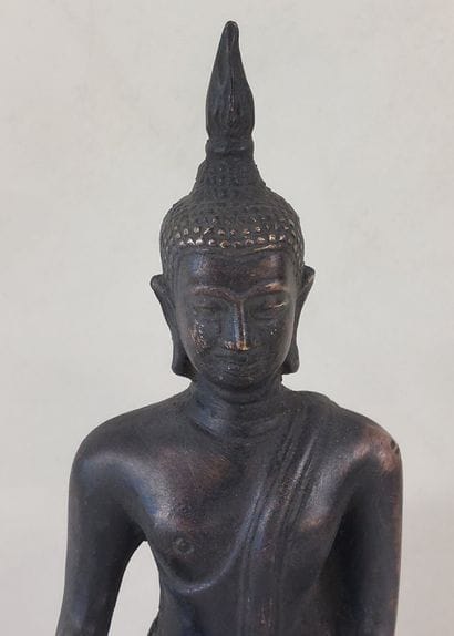 BURMA

Bronze Buddha

H : 21 cm