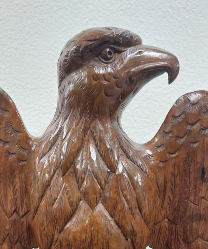 ENCRIER en bois à décor d'aigle, réservoir...