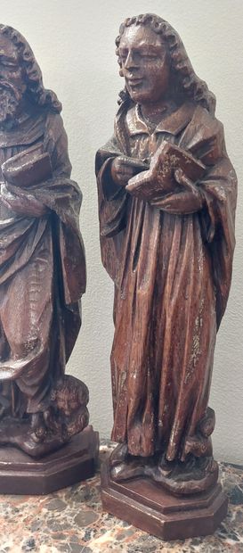 TWO wooden SAINTS

Height: 32 cm
