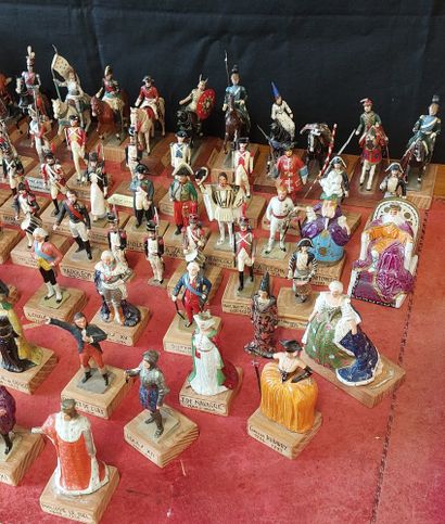 SET OF HISTORICAL SOLDIERS AND CHARACTERS...