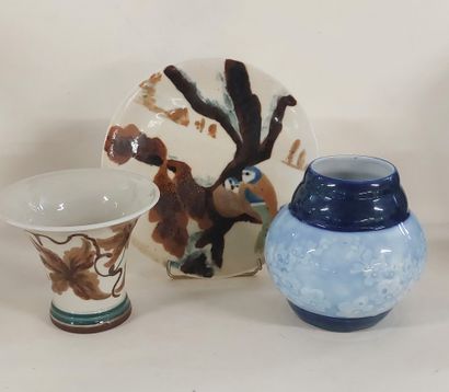 THARAUD LIMOGES

2 vases en porcelaine à...