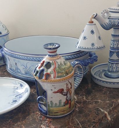 NEVERS MONTAGNON

XXth century

Earthenware...