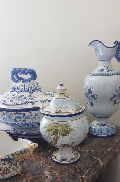NEVERS MONTAGNON

XXth century 

Earthenware...