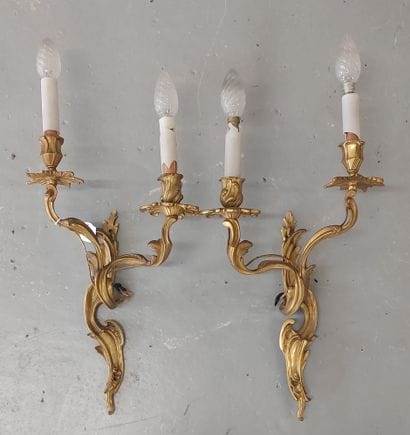 Pair of two-light gilt bronze wall lights

Louis...