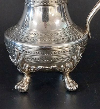 POT A CREME en argent

Poinçon Minerve

H...