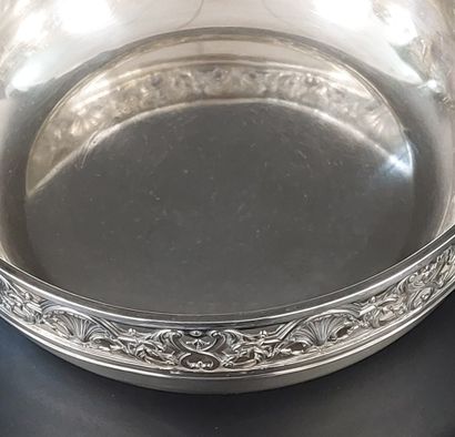 COUPE en argent à décor ajouré 

Poinçon...