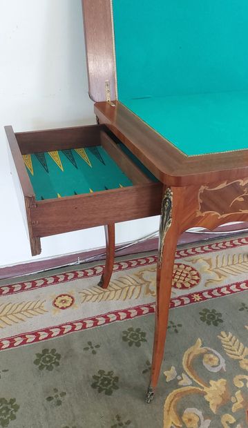 GAME TABLE in veneered wood and marquetry,...