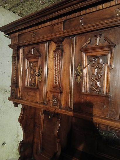 RARE PASSE PLAT FURNITURE in natural wood...