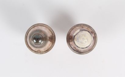 LOT OF METAL
-A coffee pot, truncated cone...