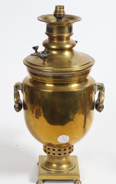 BIG SAMOVAR, in copper with removable handles....