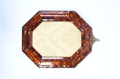 DECORATIVE FRAME, octagonal in the Flemish...