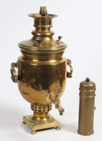 BIG SAMOVAR, in copper with removable handles....