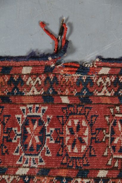 PETIT TAPIS DE SELLE BOUKHARA
à décor de...