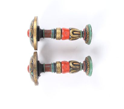 PAIR OF CURTAIN EMBRASTS, in polychrome wood.
Period,...