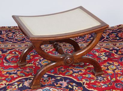 Tabouret en X, de style Restauration, en...