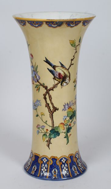 FAÏENCE de GIEN.
Vase à col évasé en faïence...