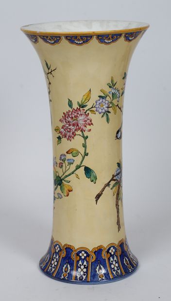 FAÏENCE de GIEN.
Vase à col évasé en faïence...