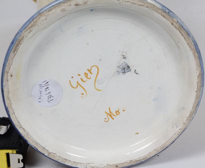 FAÏENCE de GIEN.
Vase à col évasé en faïence...