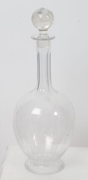 LOT DE VERRERIES, comprenant : 
- 4 carafes...