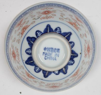 Chine - Service de 24 bols, diamètre: 12...