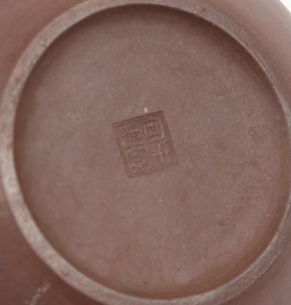CHINE, début XXe siècle
Deux petites théières...