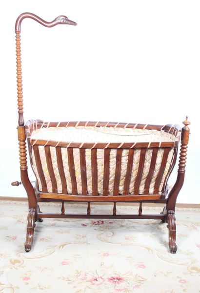 LARGE BORDELAIS BERCEAU in mahogany. Swan...