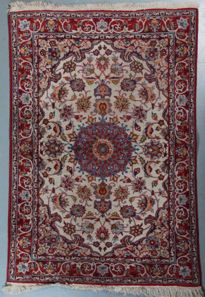 ISPAHAN RUG (Iran, mid-20th century)
Ivory...