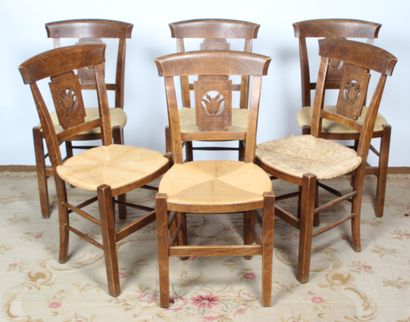 SUITE OF SIX dining room CHAIRS with barrette...