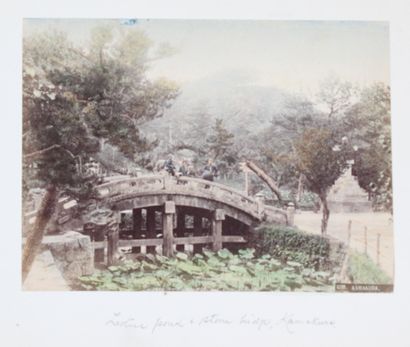 JAPON, album de 42 cartes postales, en noir...
