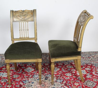 PAIR OF DIRECTOIRE EPOQUE CHAIRS, in two-tone...