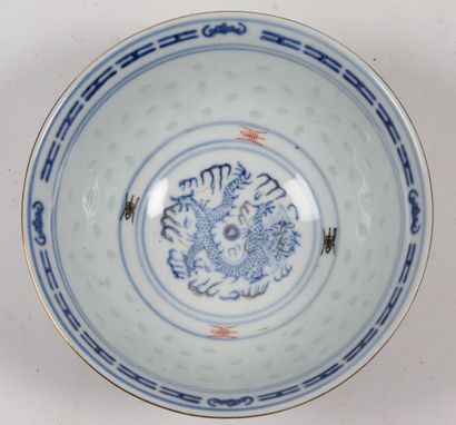 Chine - Service de 24 bols, diamètre: 12...