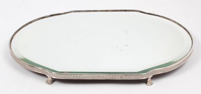 LOT DE MÉTAL, comprenant :
Une terrine avec...