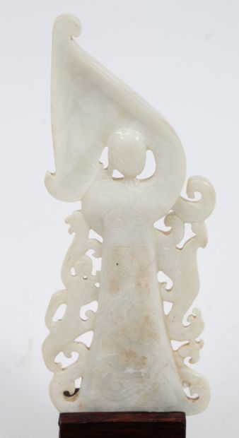 CHINE, XXe siècle
Sujet aplati en calcite...