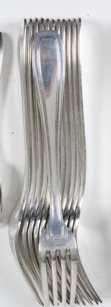 PARTIE DE MÉNAGÈRE en métal, vers 1930-1950,...