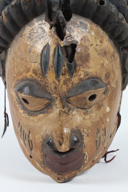 African mask of the GELEDE type, YORUBA,...