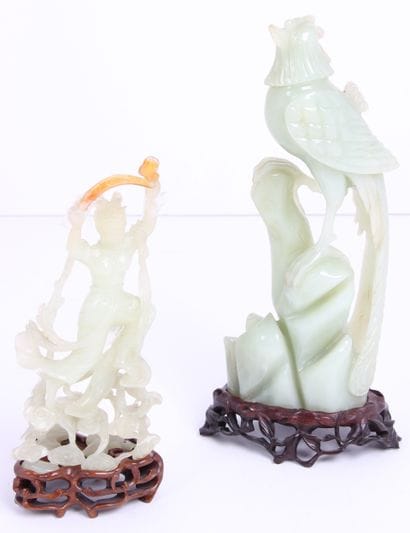 CHINE, XXe SIÈCLE
Deux objets en pierre dure...