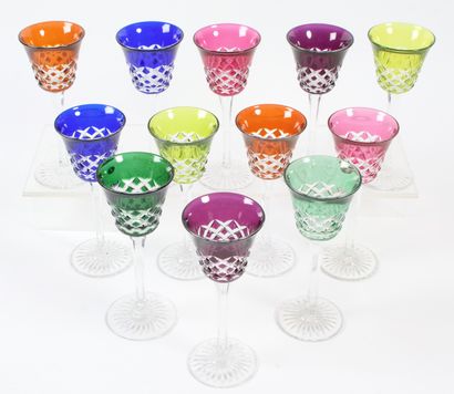 BACCARAT MODELE BURGOS,
12 verres à vin du...